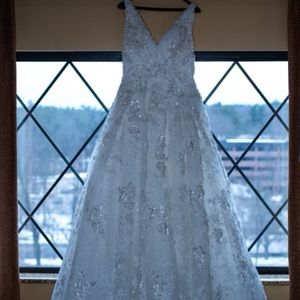 Wedding dress